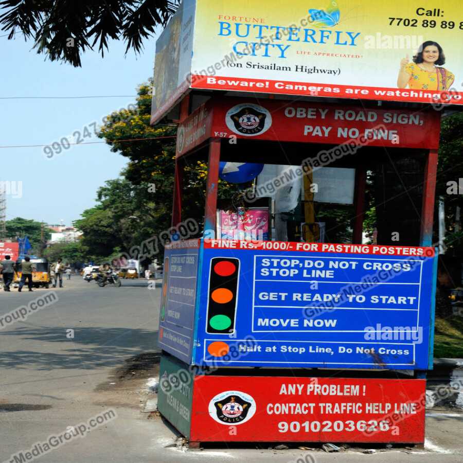 Top colors used in Auto rickshaw advertising