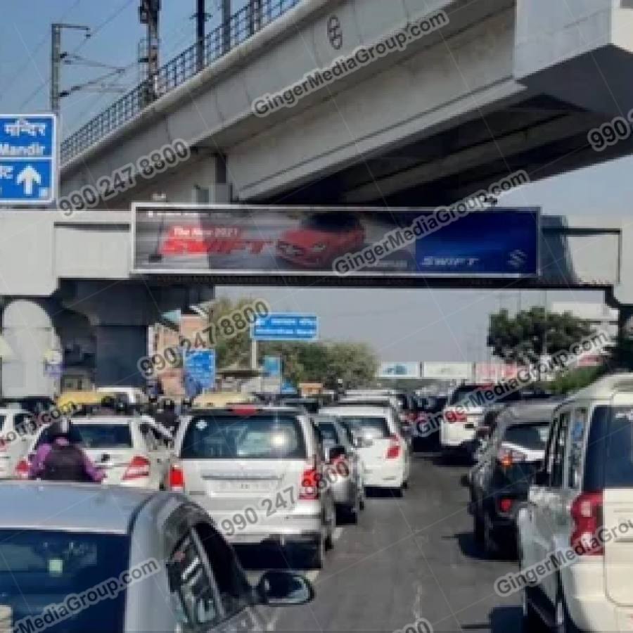 Top colors used in Auto rickshaw advertising