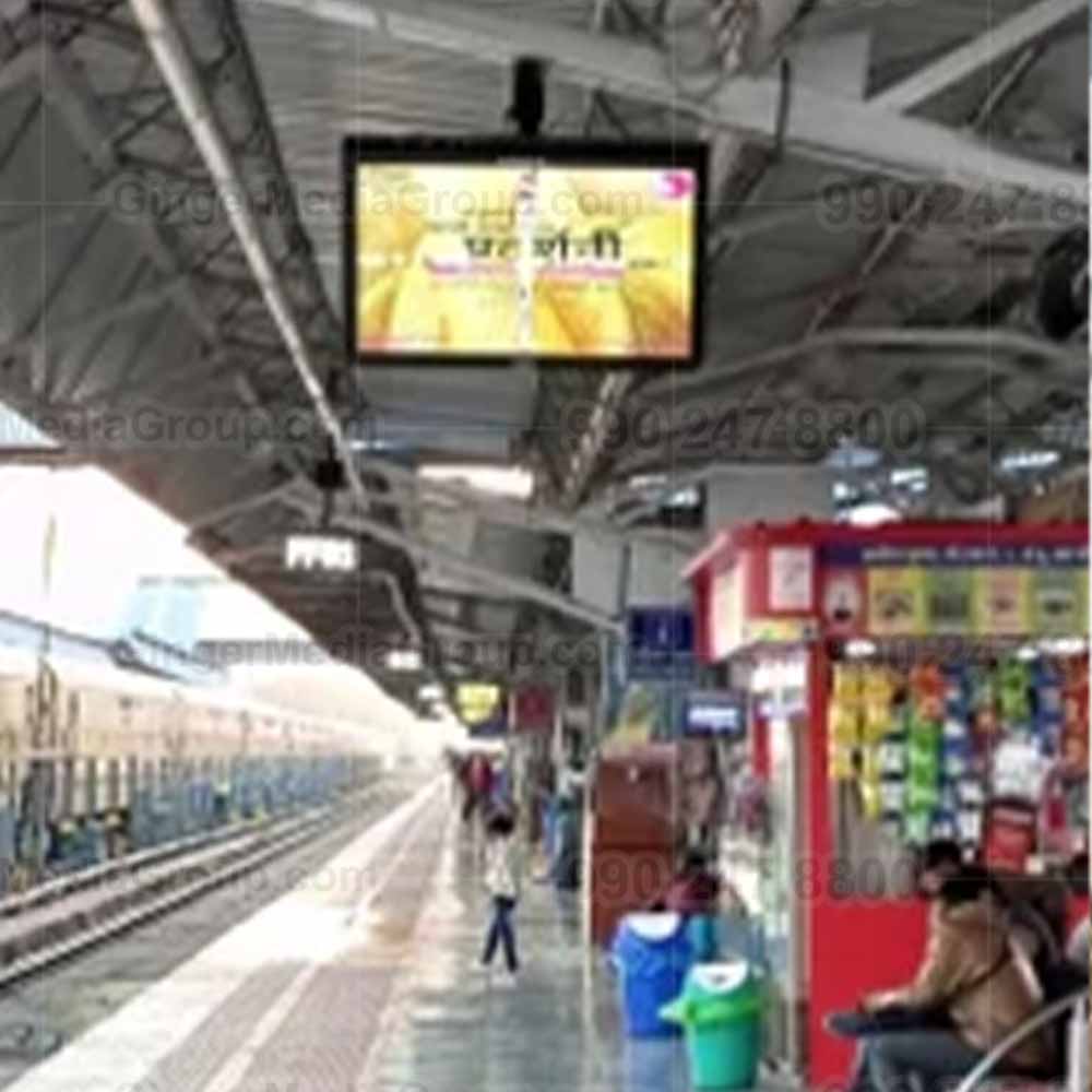 Top colors used in Auto rickshaw advertising