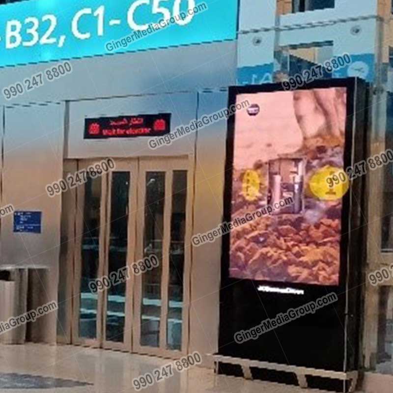 Top colors used in Auto rickshaw advertising