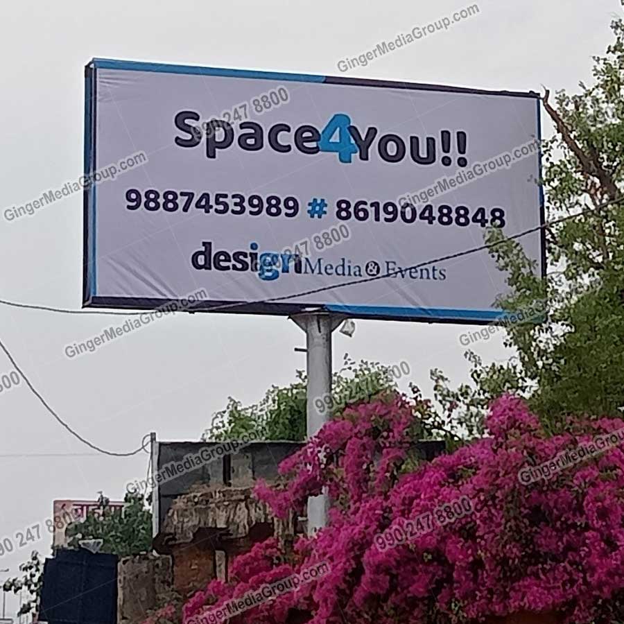 Top colors used in Auto rickshaw advertising