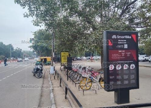 Top colors used in Auto rickshaw advertising