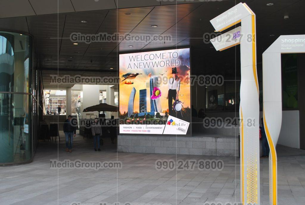 Theatre Advertising in Milano Multiplex Mall