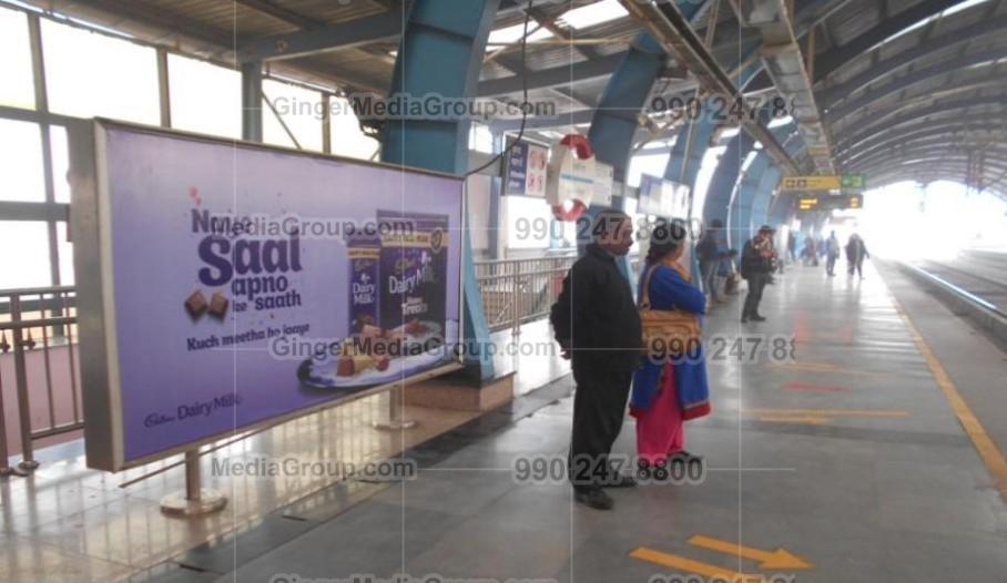 Advertising in Metro Station – Dwarka Sec-21, Delhi
